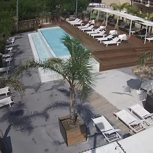 palas-pineda.top-hotels-tarragona.com/